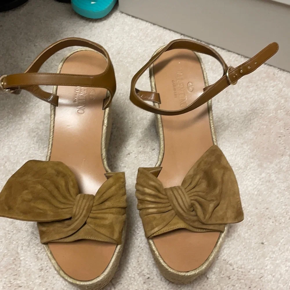 Valentino Garavani Tan Suede Bow Wedge Sandals